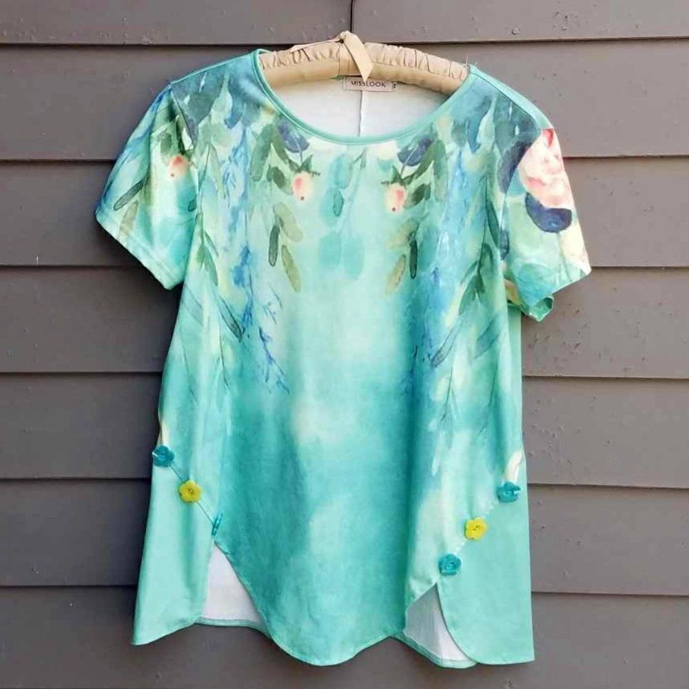 Mislook Green Pastel Watercolor Top Size Medium